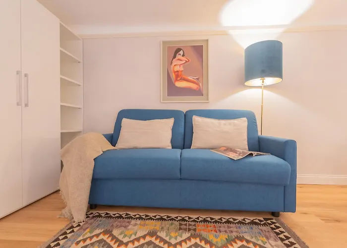Cinque Giornate 70 Suites By Rent All Como
