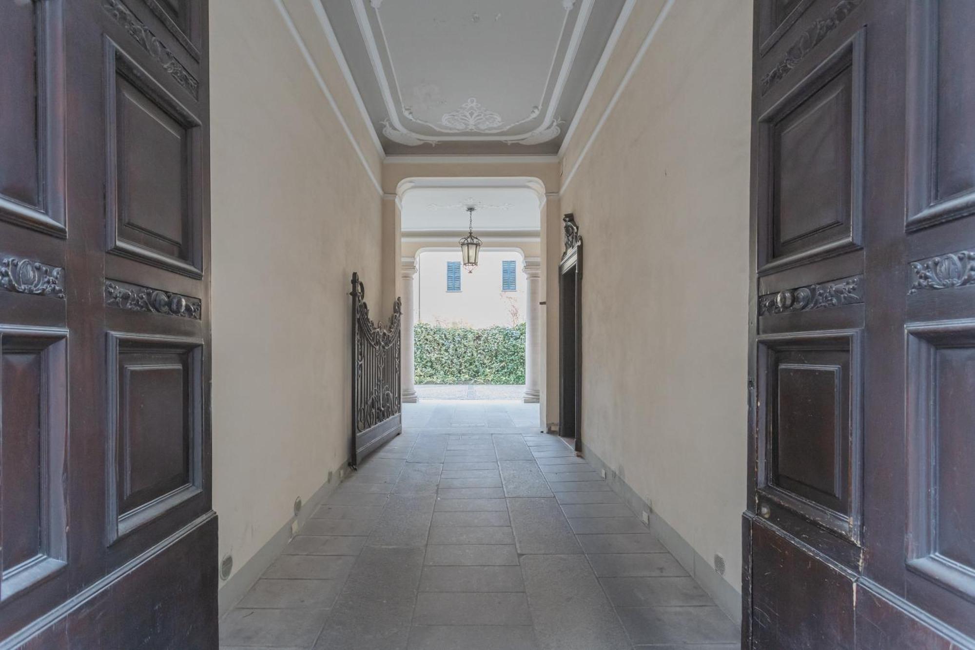 Cinque Giornate 70 By Rent Appartamento